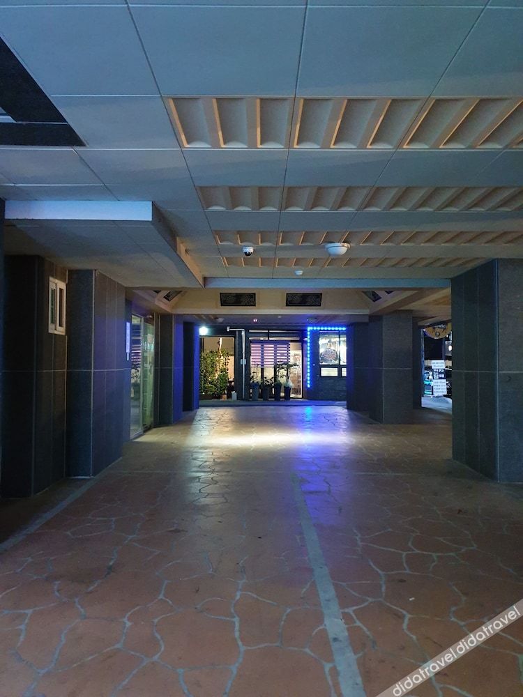 Okpo Business Hotel 3*