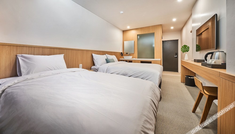 Hotel the Naksan 2*