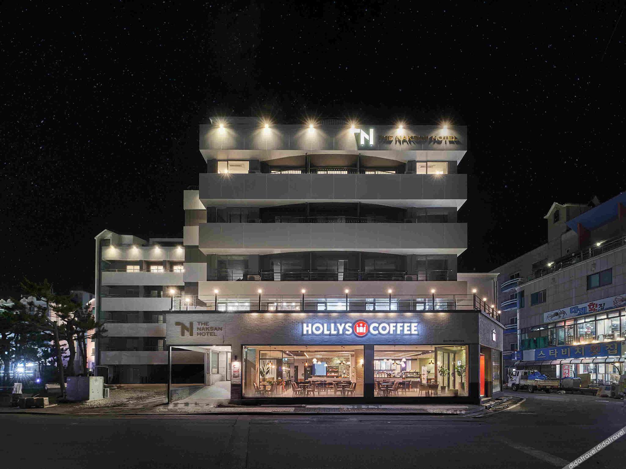 Hotel the Naksan 2*