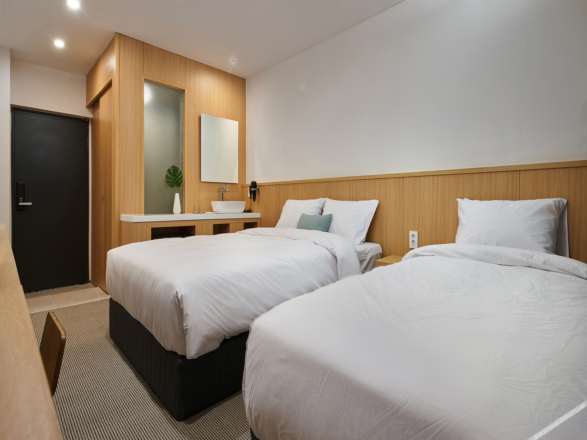 Hotel the Naksan 2*