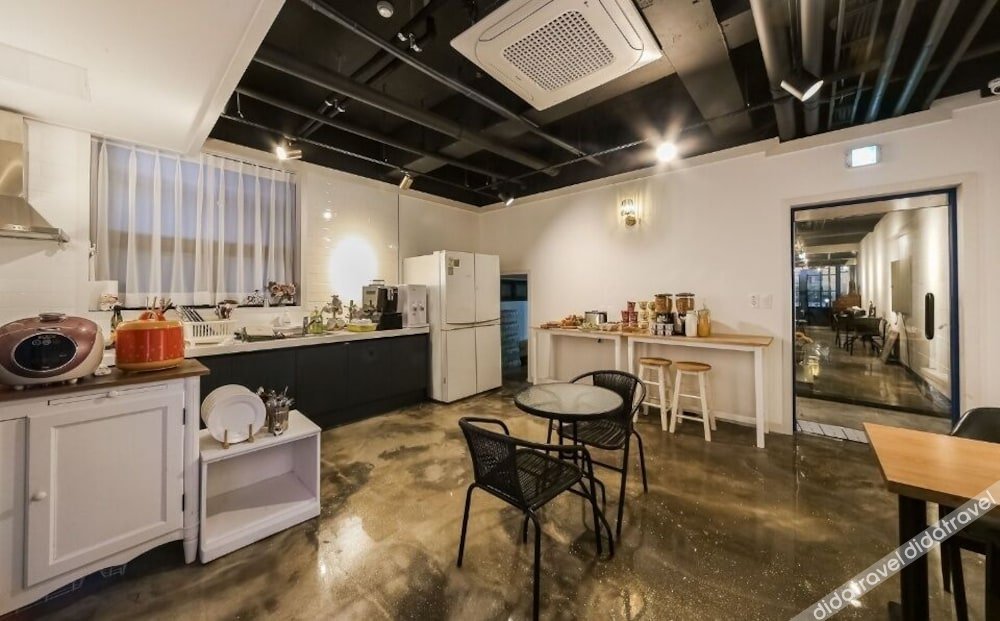 Vallas Hotel & Guest house 3*