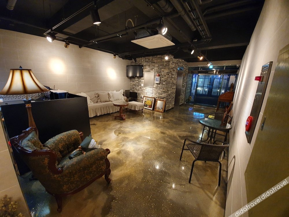 Vallas Hotel & Guest house 3*