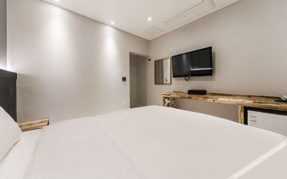 Vallas Hotel & Guest house 3*