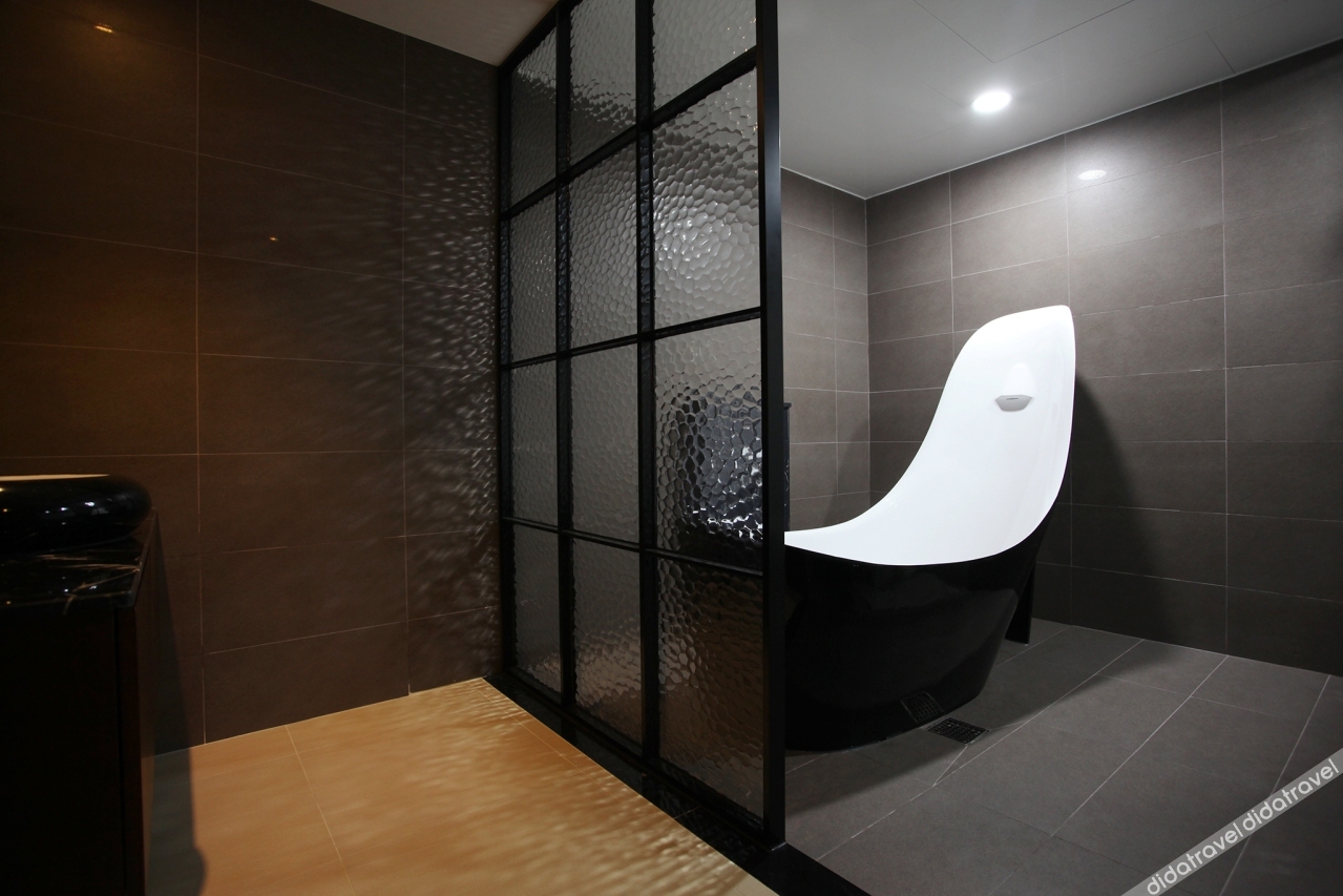 Suwon Yeongtong Bali Hotel 0*