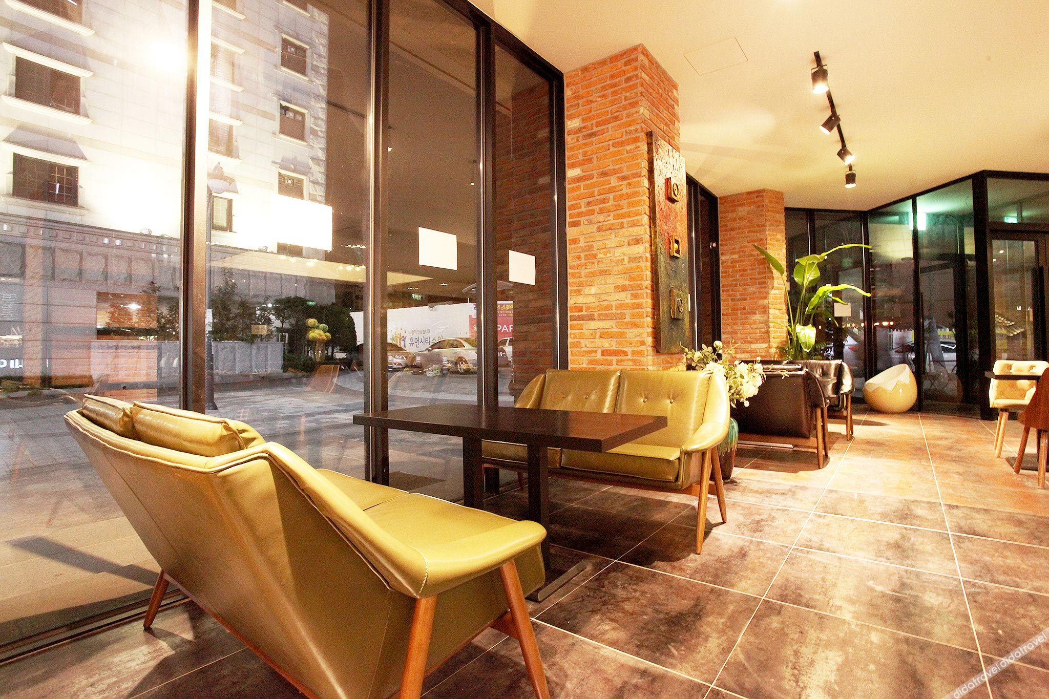 Suwon Yeongtong Bali Hotel 0*