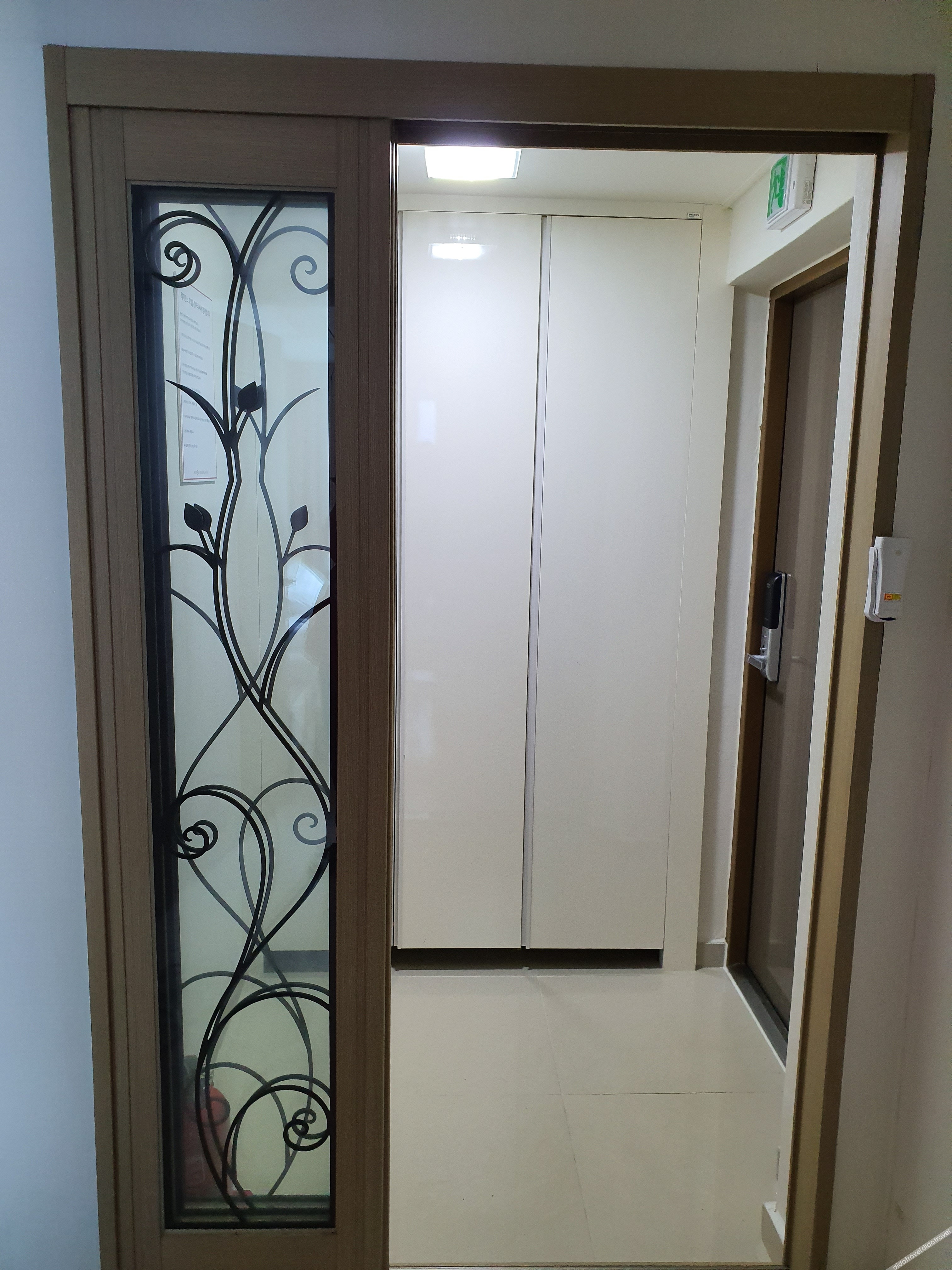 JS Residence Hotel Okpo 3*