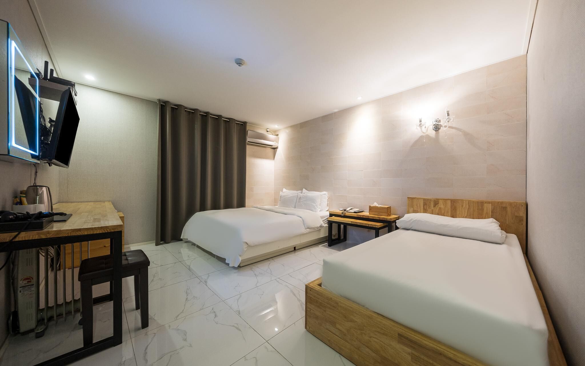 Ansan Walkers Hotel by Cozy 2*