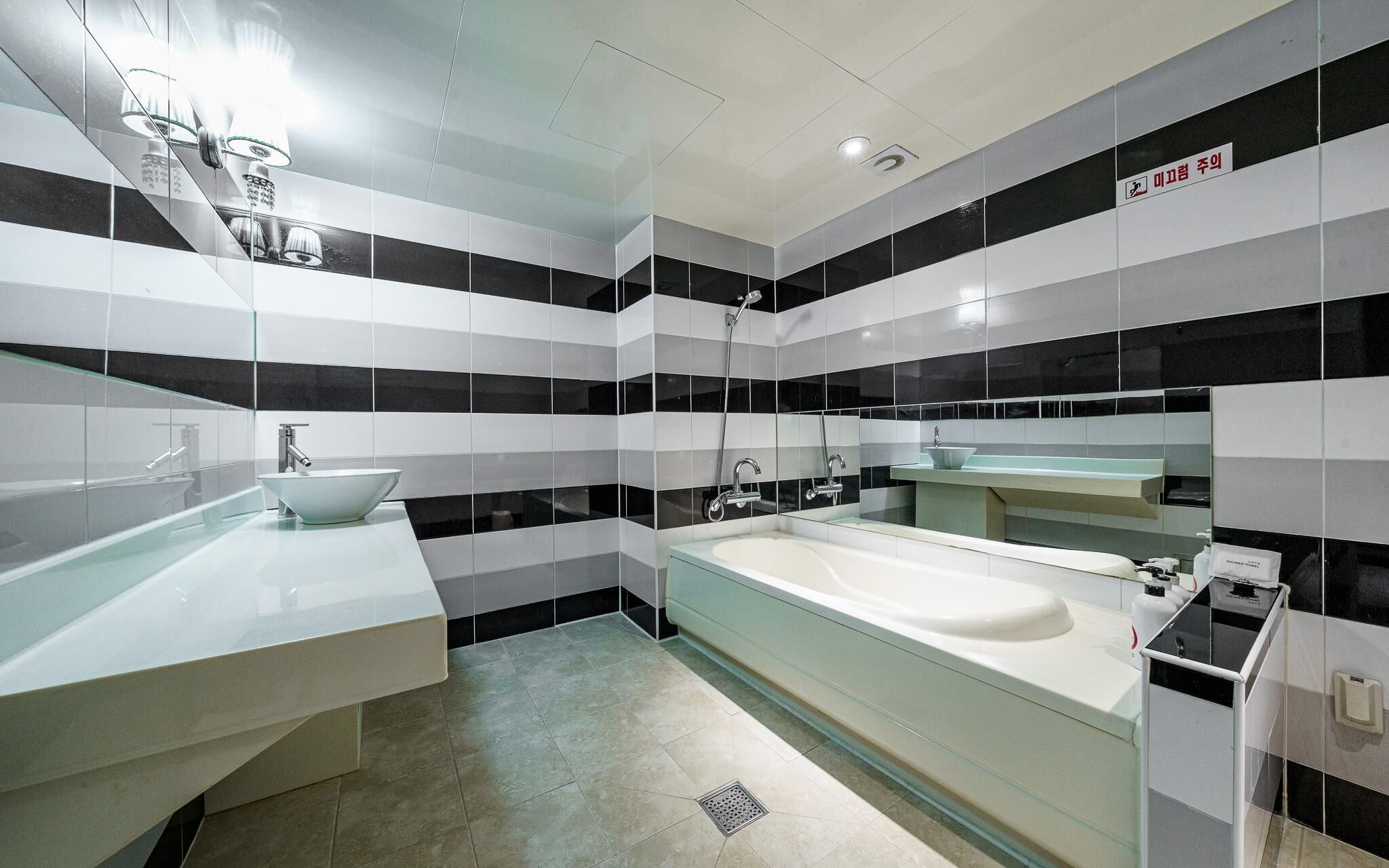 Ansan Walkers Hotel by Cozy 2*
