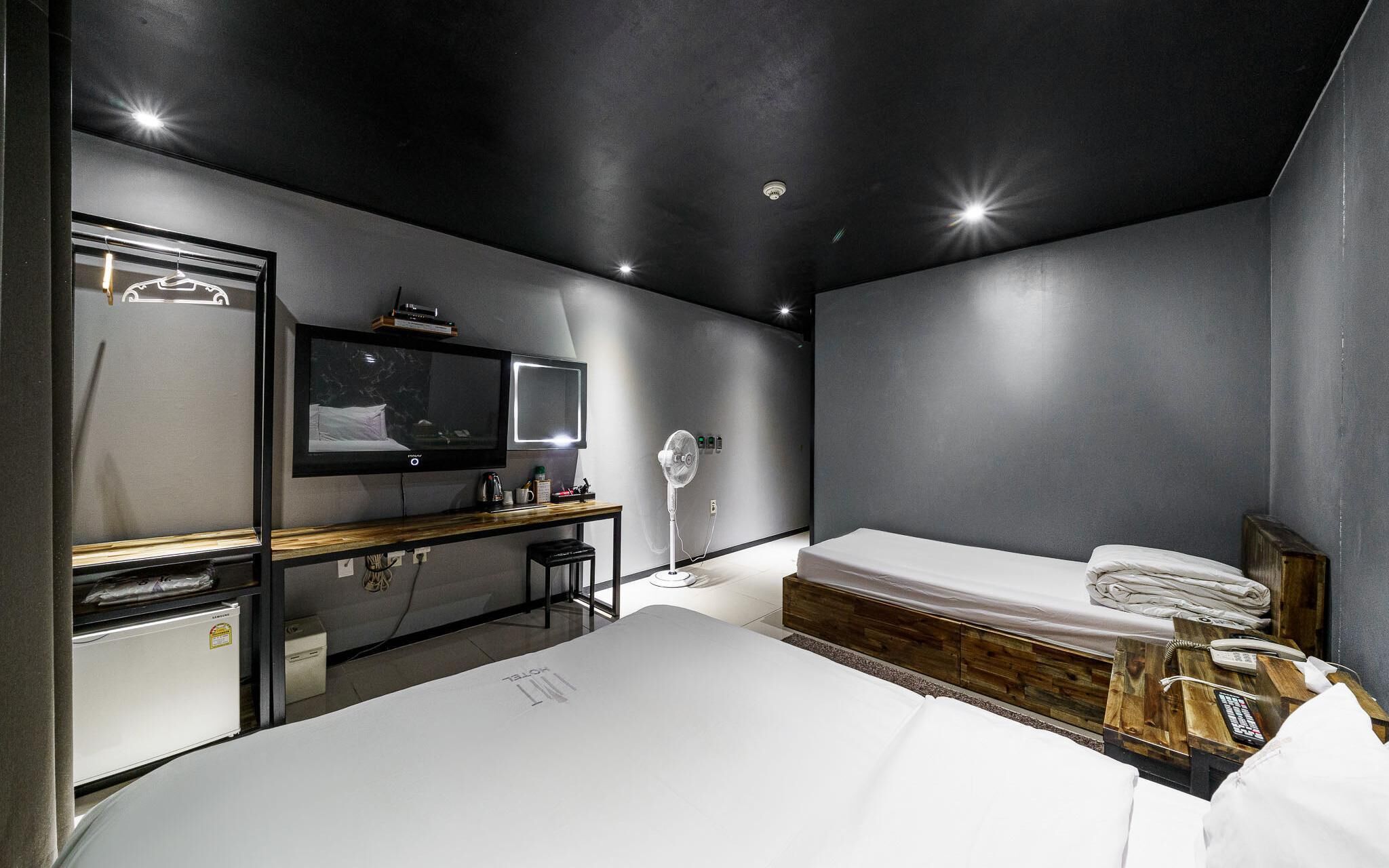 Ansan Walkers Hotel by Cozy 2*