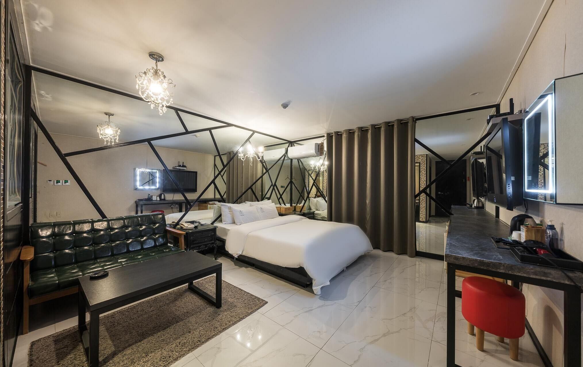 Ansan Walkers Hotel by Cozy 2*