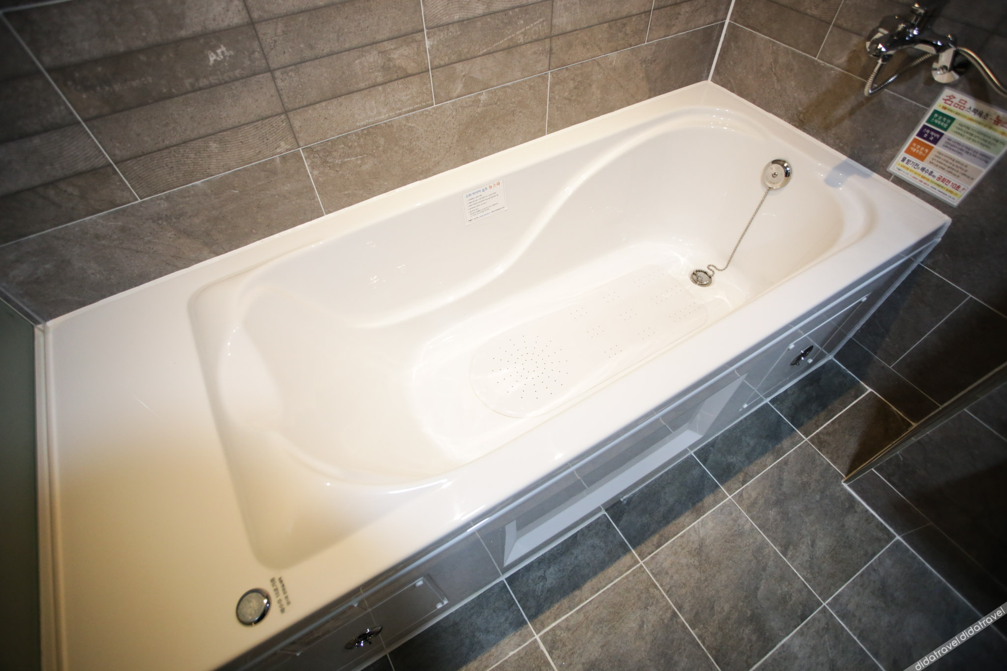 Yongin Hotel Wow 3*