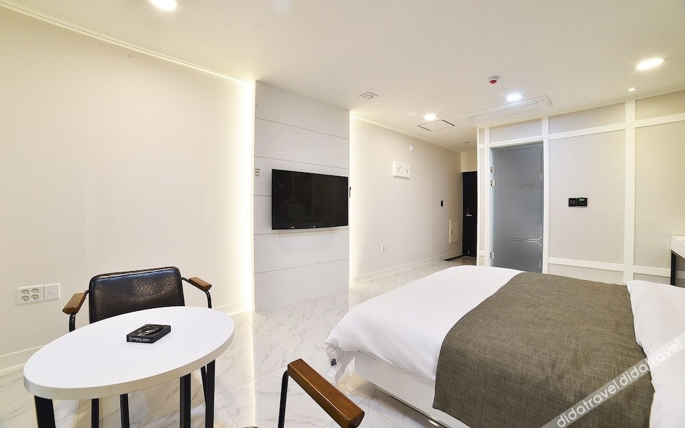 Yeosu ZAVA Hotel 2*