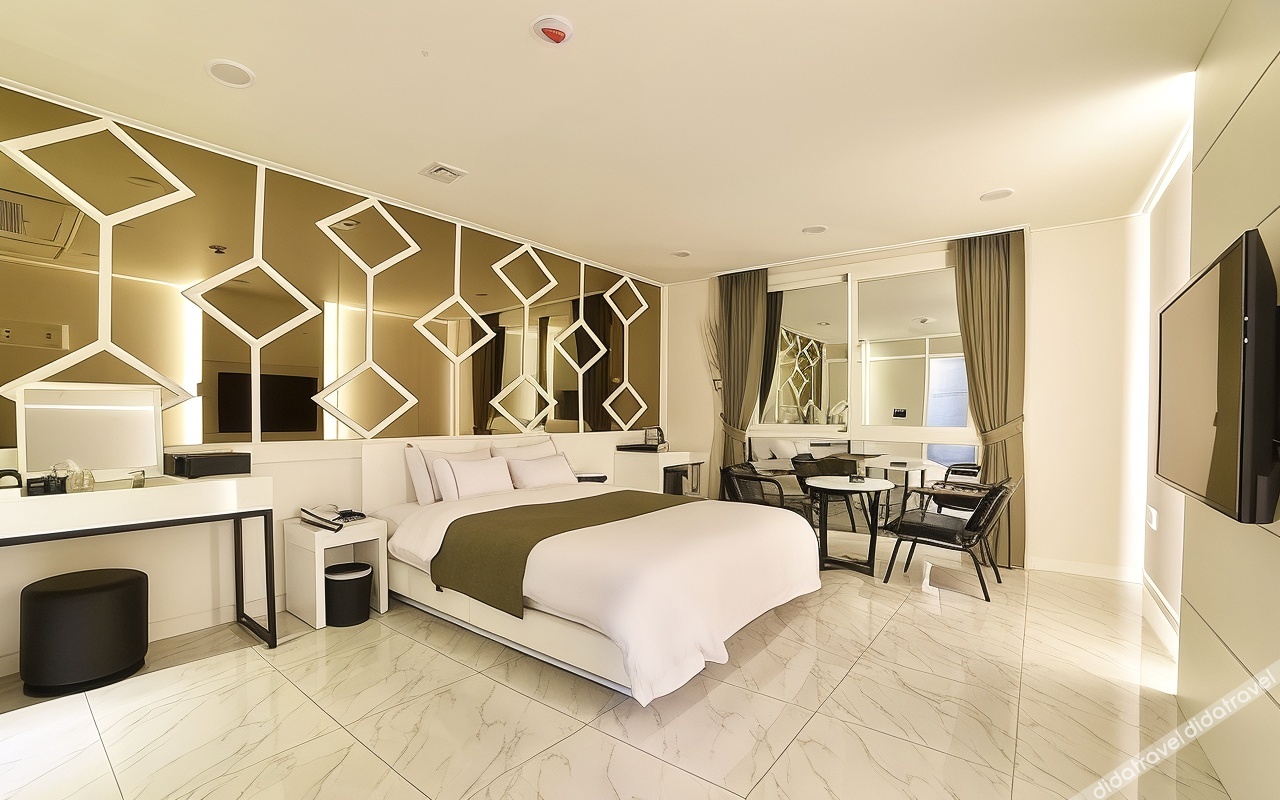 Yeosu ZAVA Hotel 2*