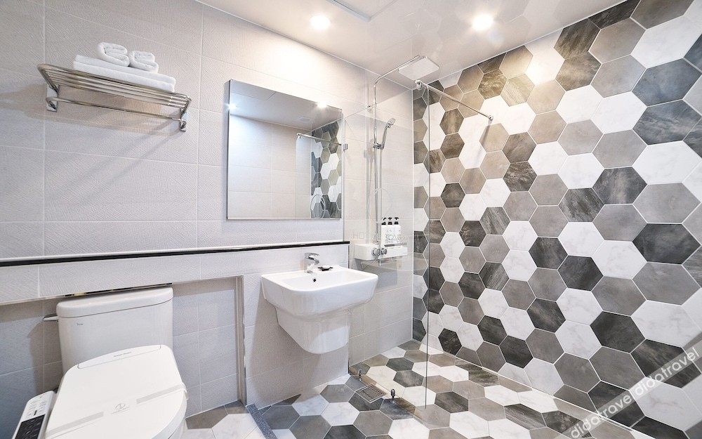 Yeosu ZAVA Hotel 2*