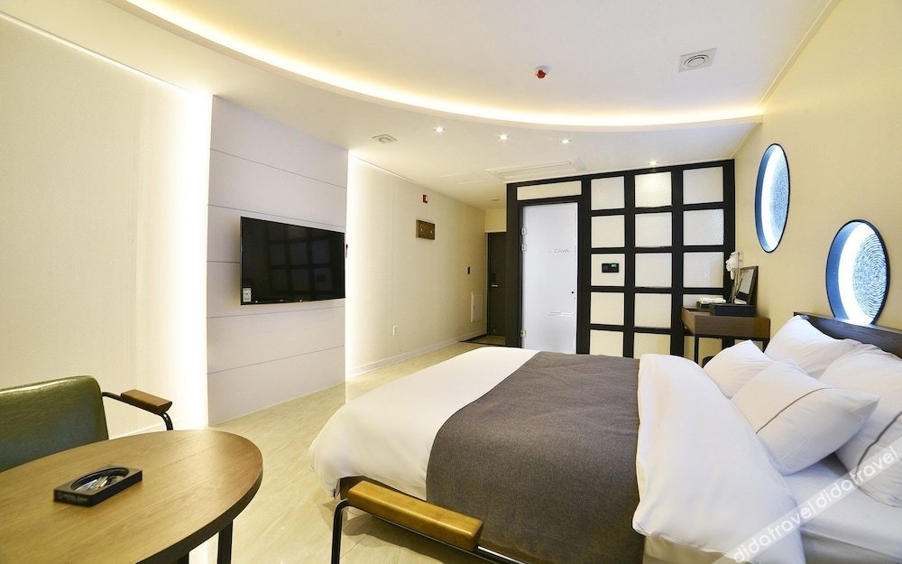 Yeosu ZAVA Hotel 2*