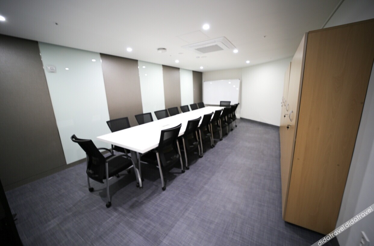 YMCA YOUTH CENTER 2*