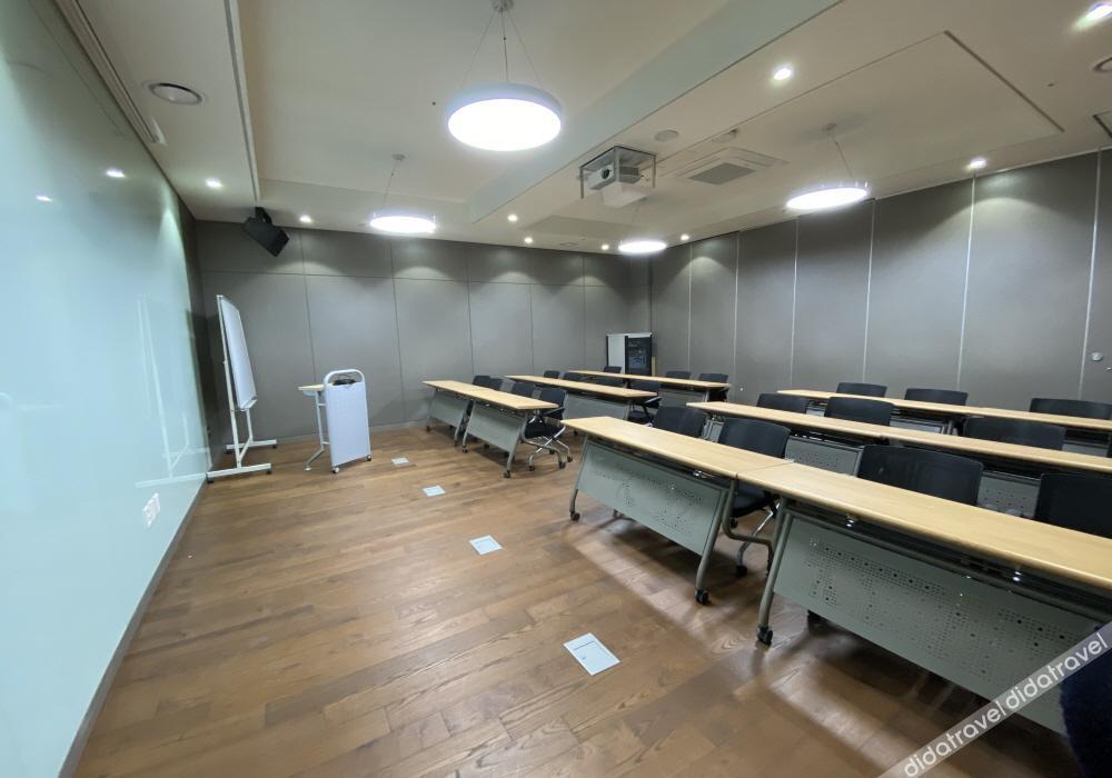 YMCA YOUTH CENTER 2*