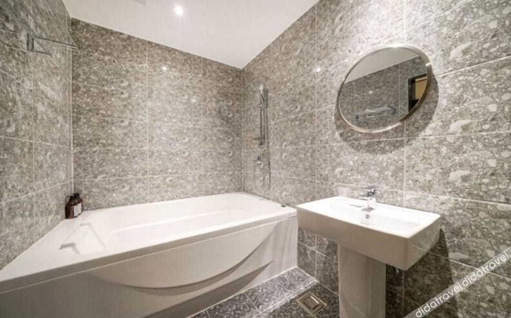 Stay-inn Hotel 3*