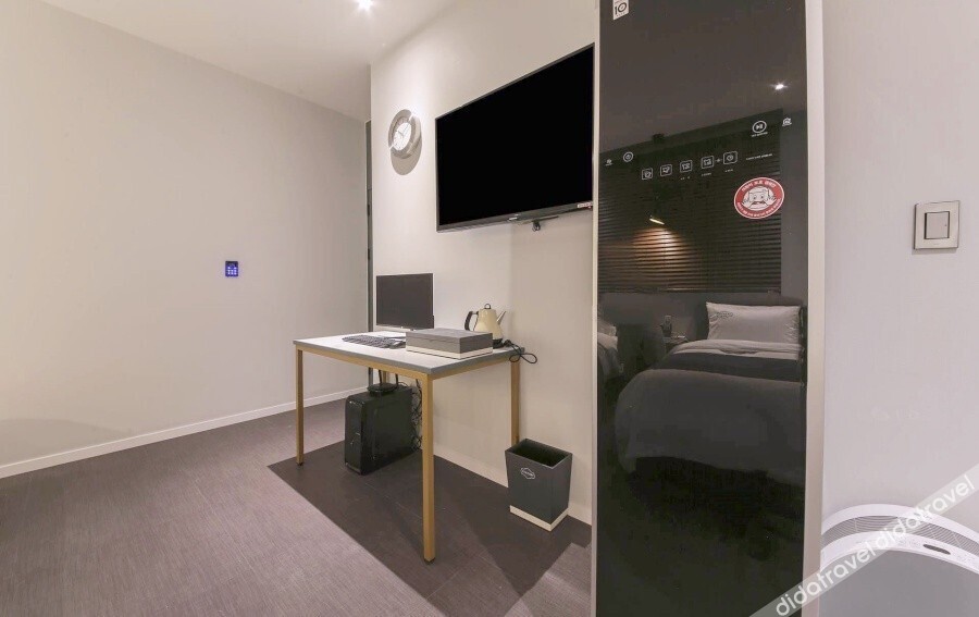 Stay-inn Hotel 3*
