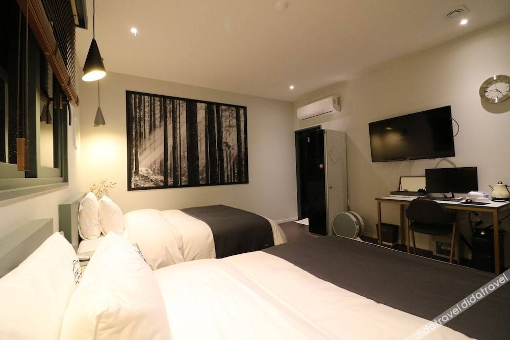 Stay-inn Hotel 3*