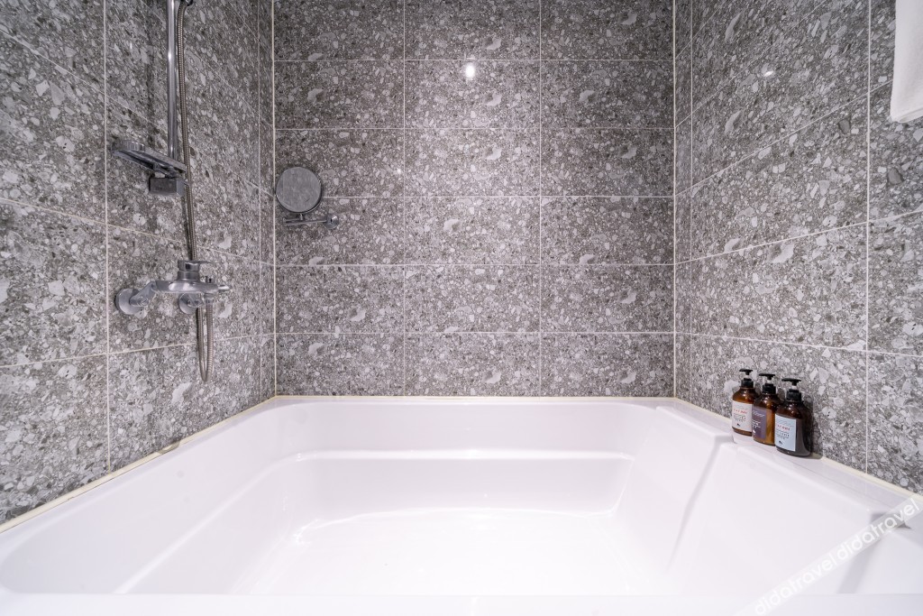 Stay-inn Hotel 3*