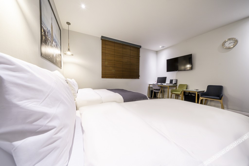 Stay-inn Hotel 3*