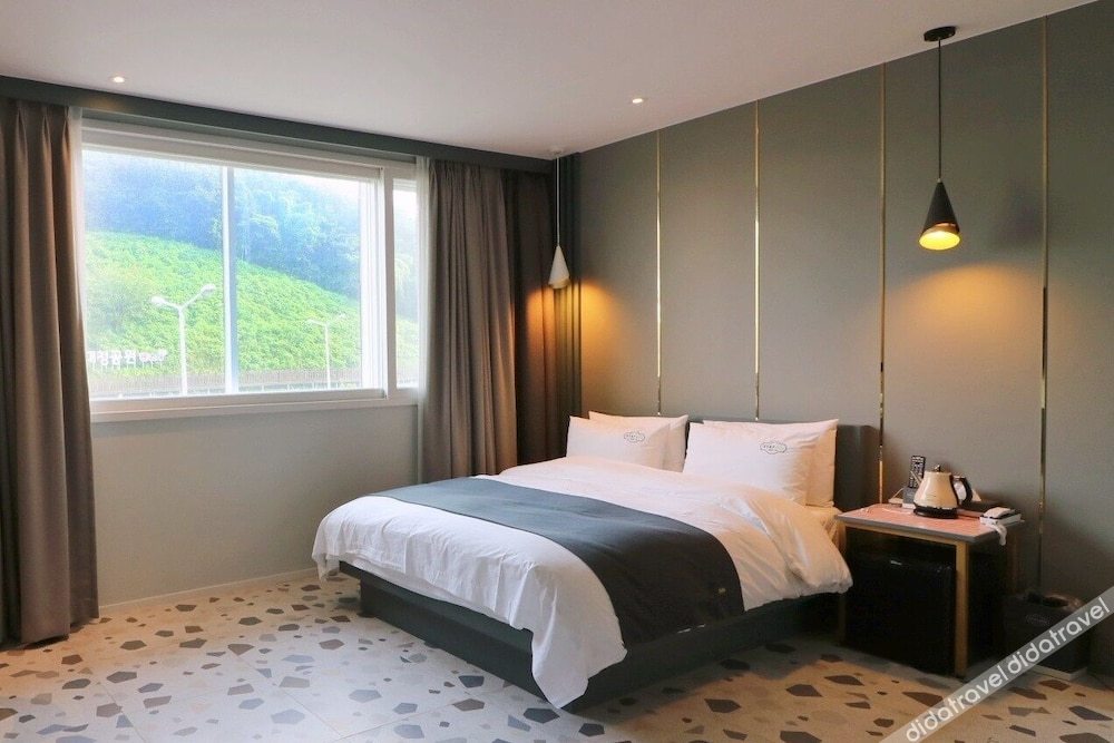 Stay-inn Hotel 3*