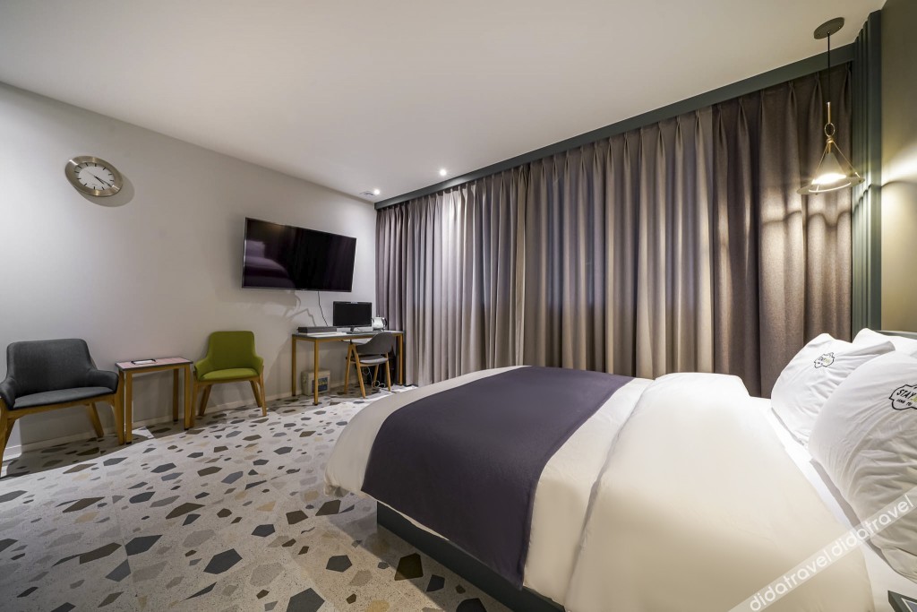 Stay-inn Hotel 3*