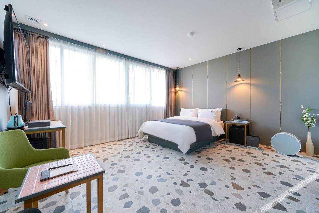 Stay-inn Hotel 3*