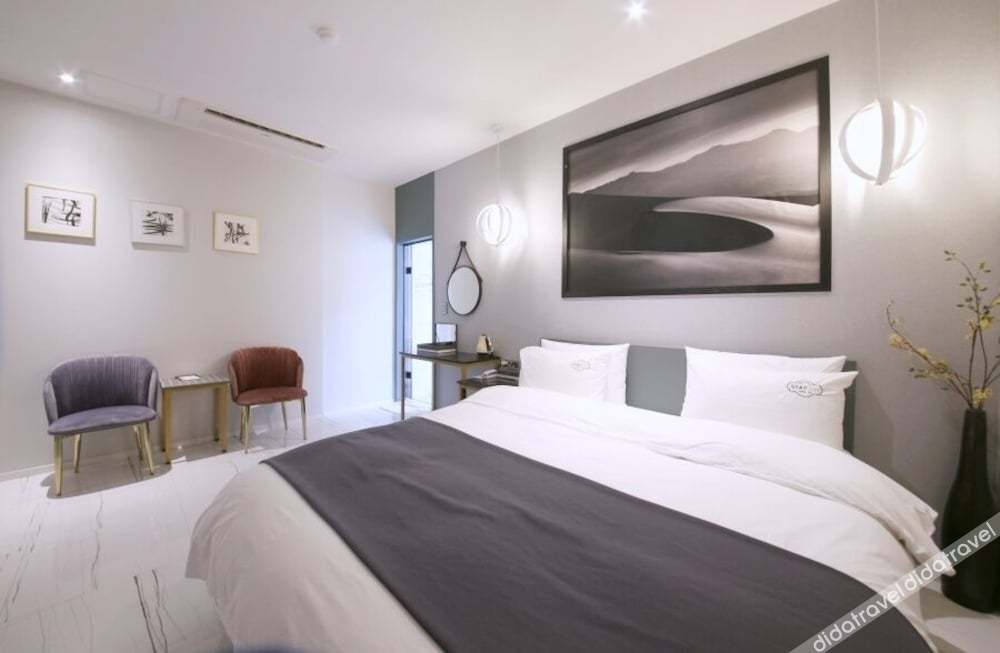 Stay-inn Hotel 3*