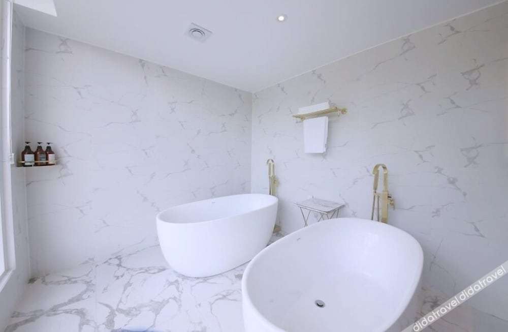 Stay-inn Hotel 3*
