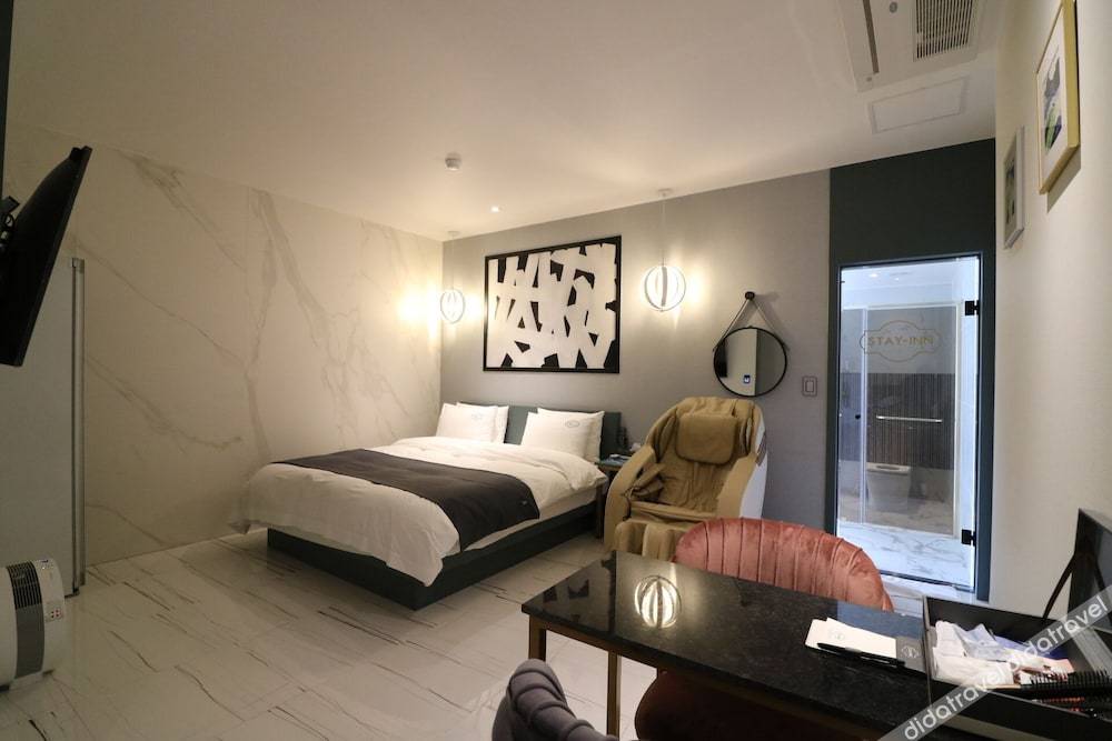 Stay-inn Hotel 3*