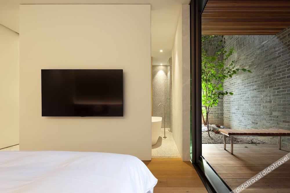 Namu Hotel 2*