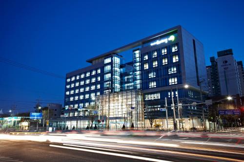 Hi Seoul Youth Hostel 3*
