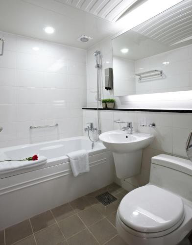 Hi Seoul Youth Hostel 3*