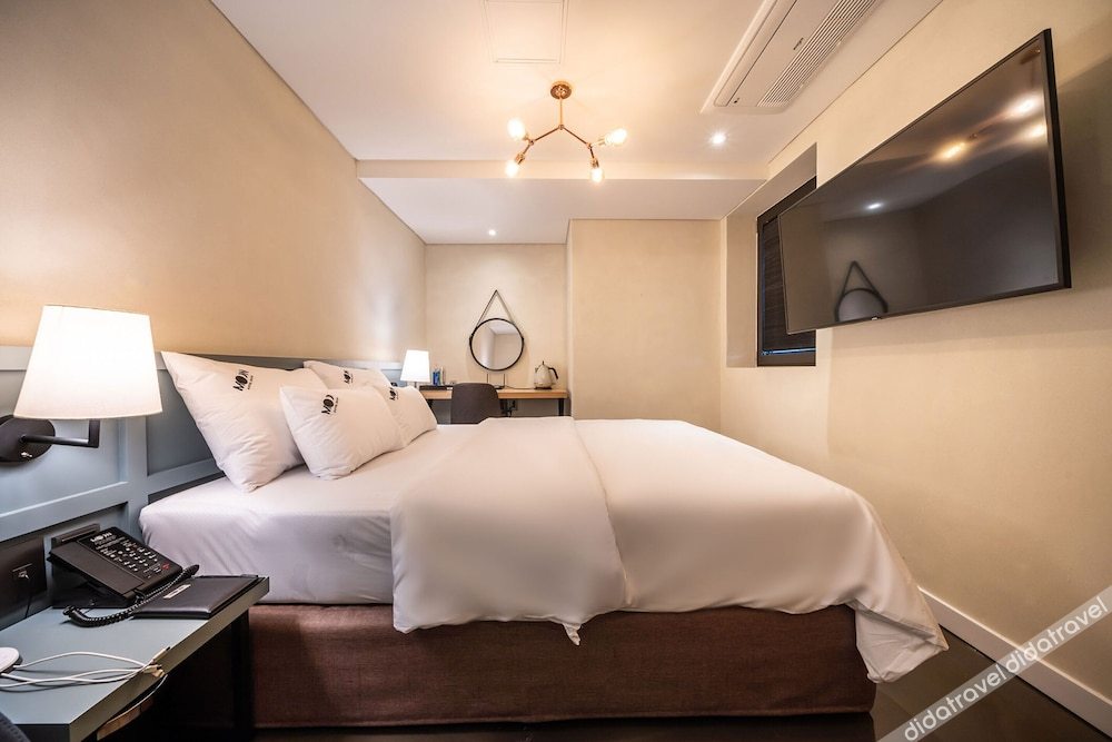 Hotel Moon 2*