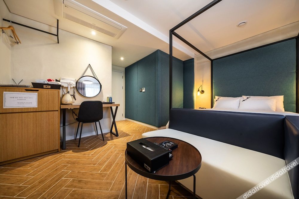 Hotel Moon 2*
