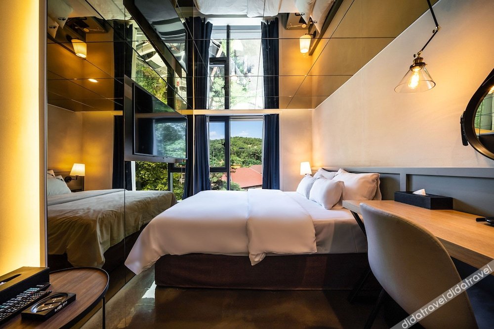 Hotel Moon 2*