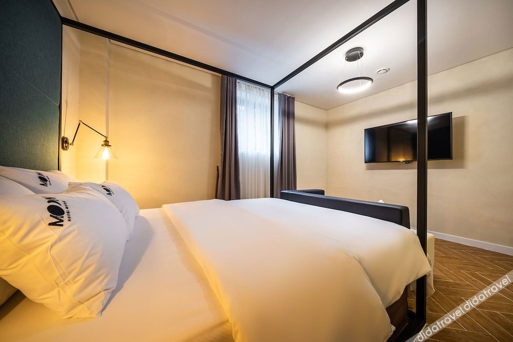 Hotel Moon 2*