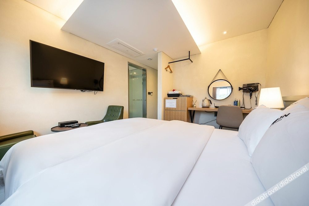 Hotel Moon 2*