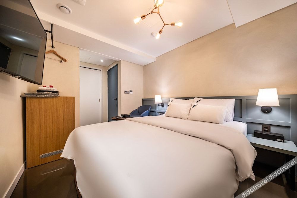 Hotel Moon 2*