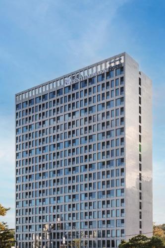 CENTUMMARK Hotel Yangyang 2*