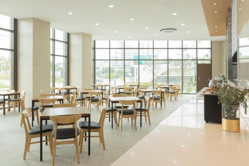 CENTUMMARK Hotel Yangyang 2*