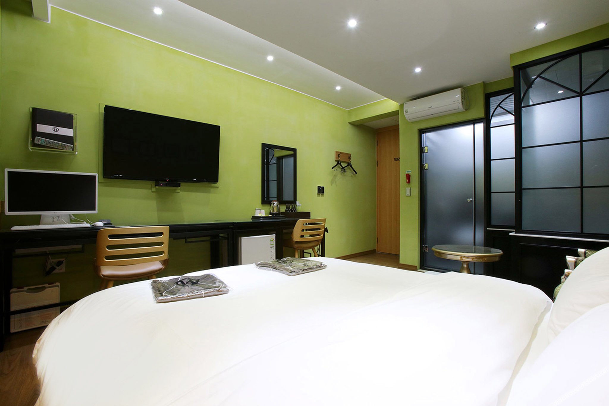 Gwangmyeong W Hotel 2*
