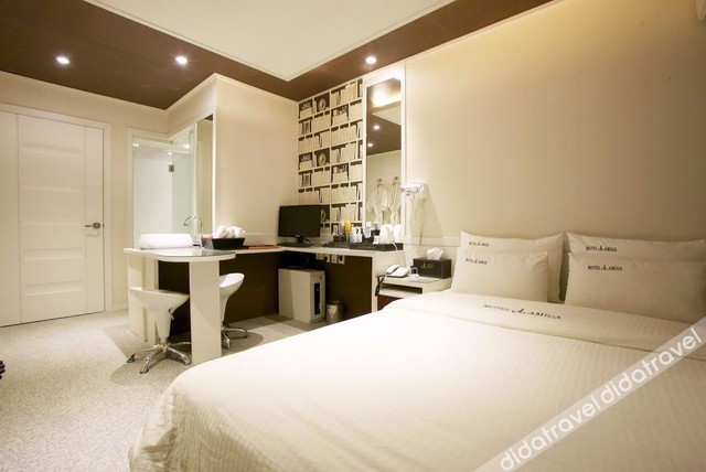 Myeonmok Amiga 3*