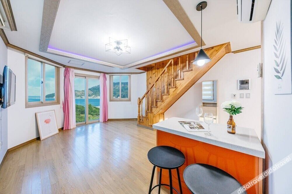 Star moon Pension 0*