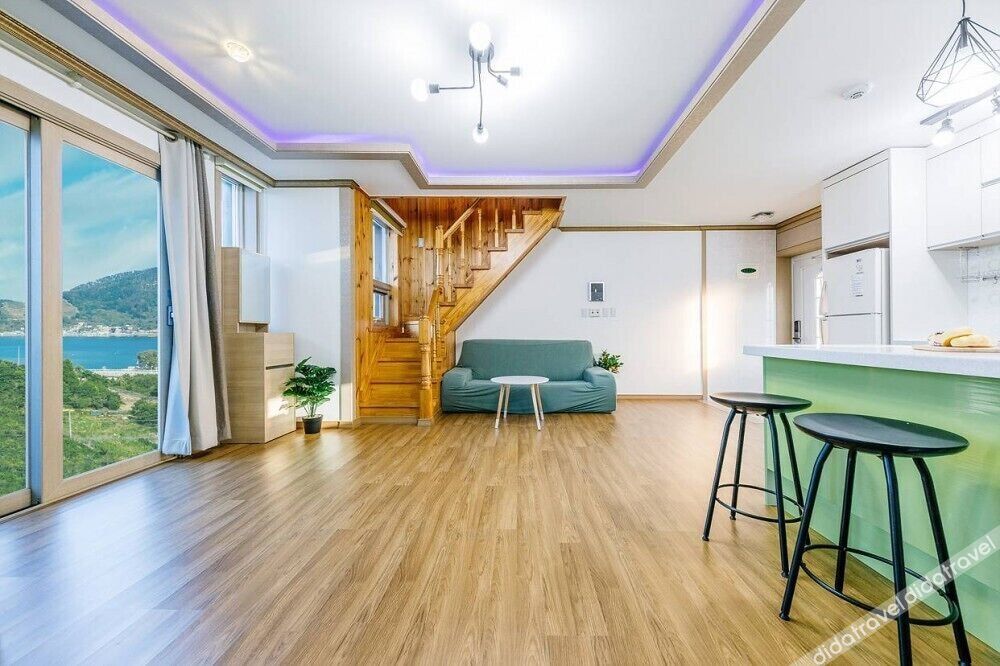 Star moon Pension 0*