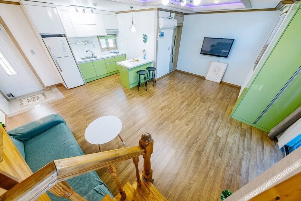 Star moon Pension 0*