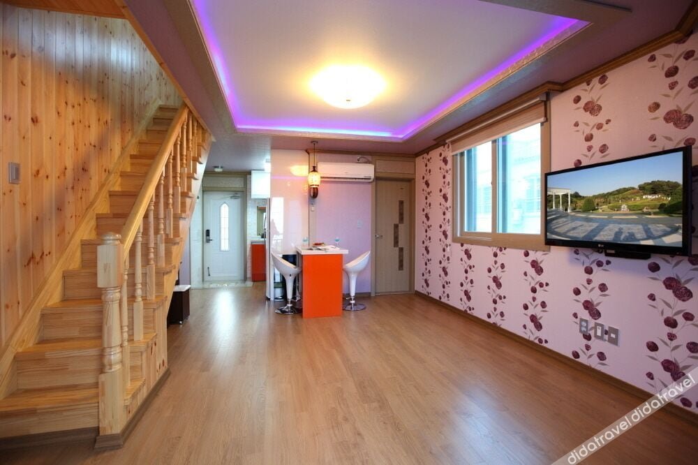 Star moon Pension 0*