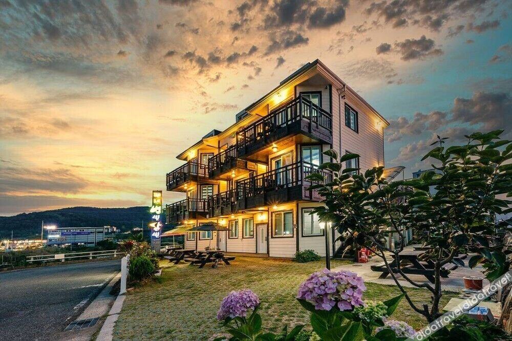 Star moon Pension 0*